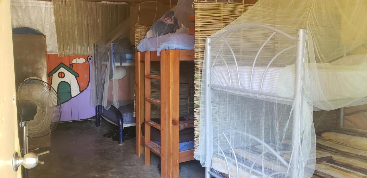 Hostal Y Camping Las G Bacalar Exterior foto